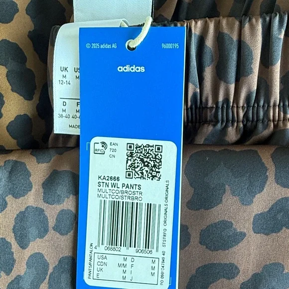 WOMEN'S ADIDAS ORIGINALS LEOPARD FIREBIRD OVERSIZED TRACK PANTS - Picture 5 of 5